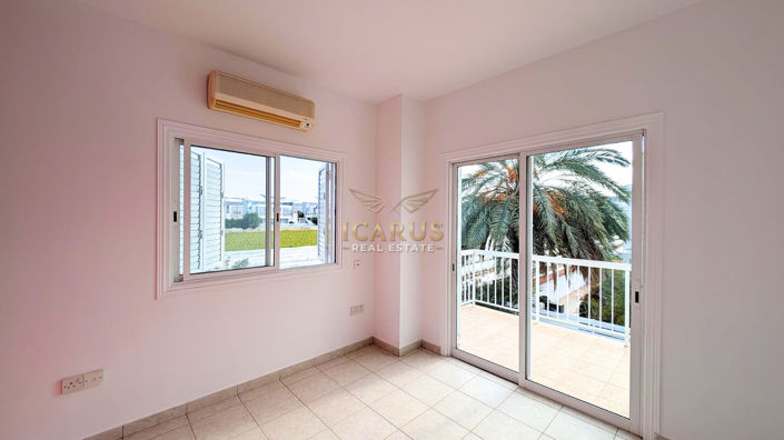 Image No.24-3 Bed House for sale