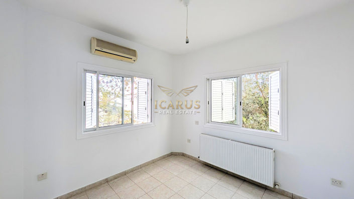 Image No.27-3 Bed House for sale