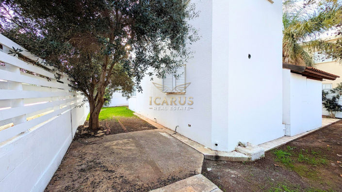 Image No.6-3 Bed House for sale