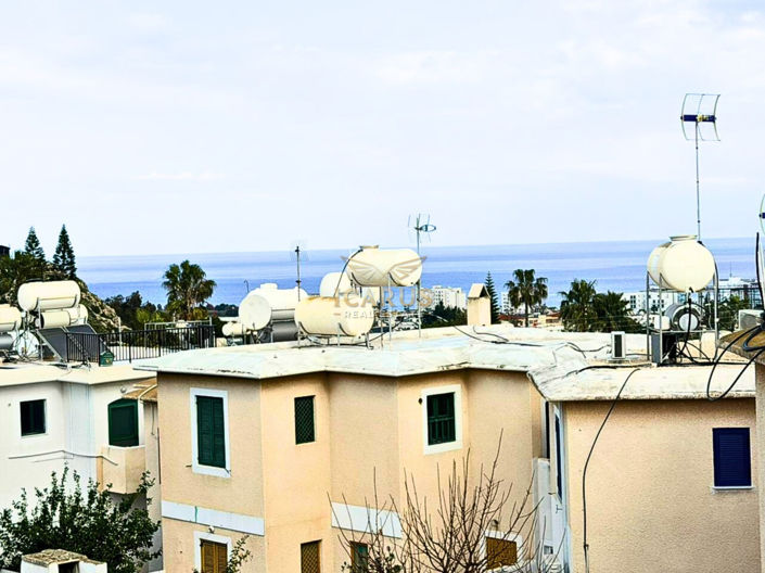 Image No.4-2 Bed House for sale