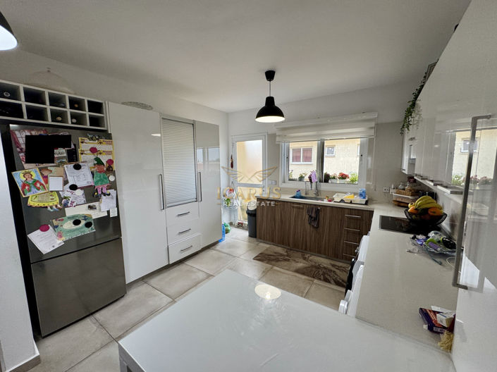 Image No.2-Appartement de 2 chambres à vendre à Deryneia