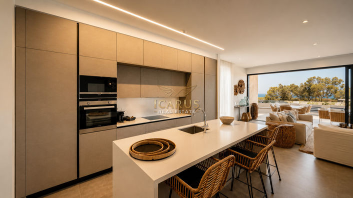 Image No.5-4 Bed House for sale