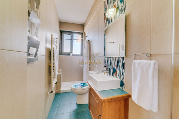 Image No.20-4 Bed House for sale