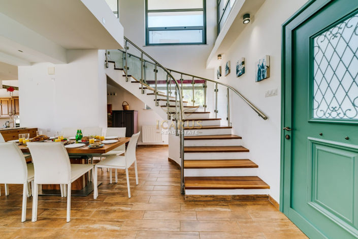 Image No.23-4 Bed House for sale