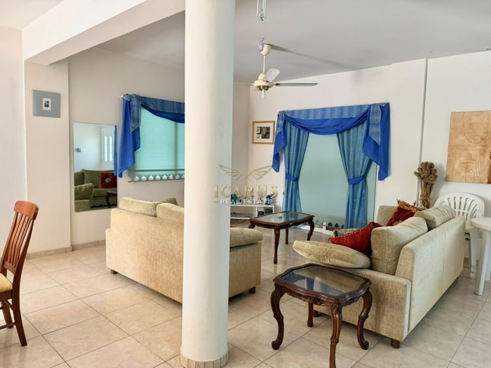 Image No.13-4 Bed House for sale