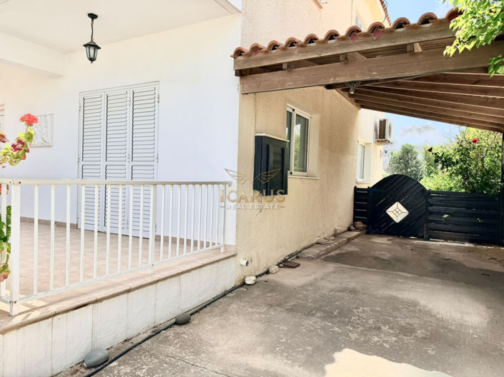 Image No.3-4 Bed House for sale
