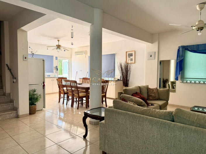 Image No.9-4 Bed House for sale