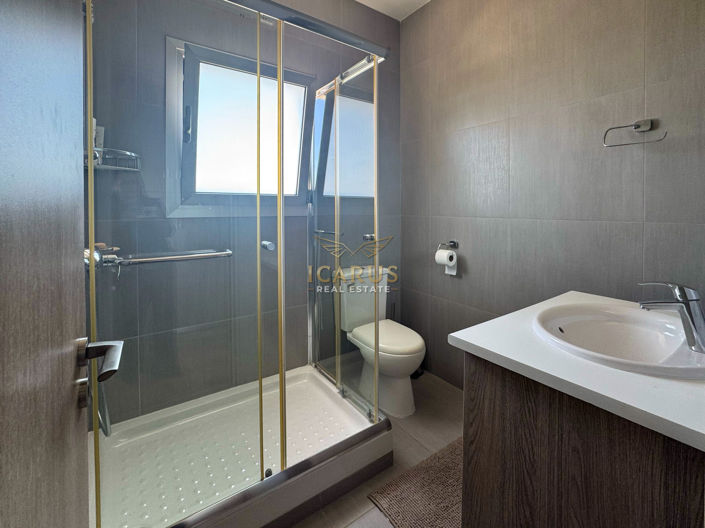 Image No.21-5 Bed House for sale