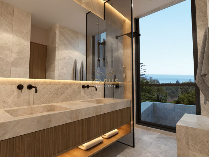 Image No.44-4 Bed House for sale