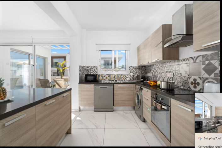 Image No.19-3 Bed House for sale