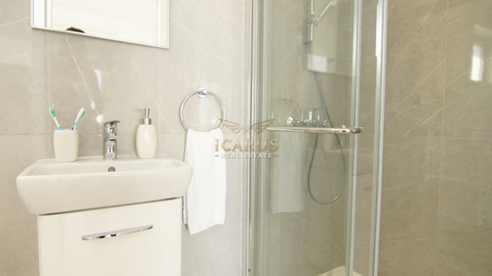 Image No.20-3 Bed House for sale