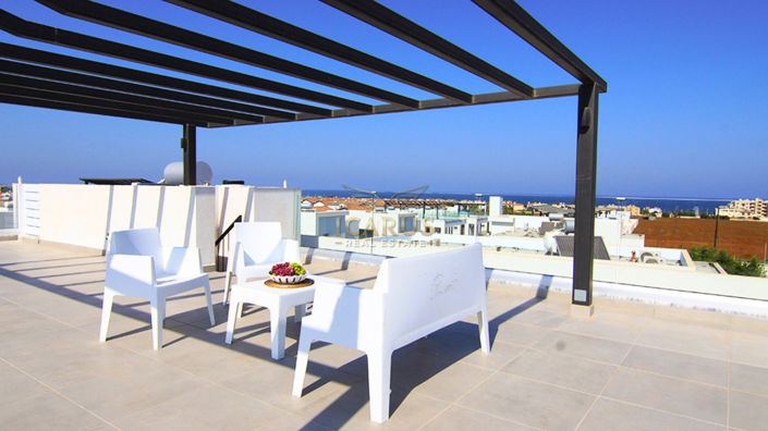 Image No.24-3 Bed House for sale