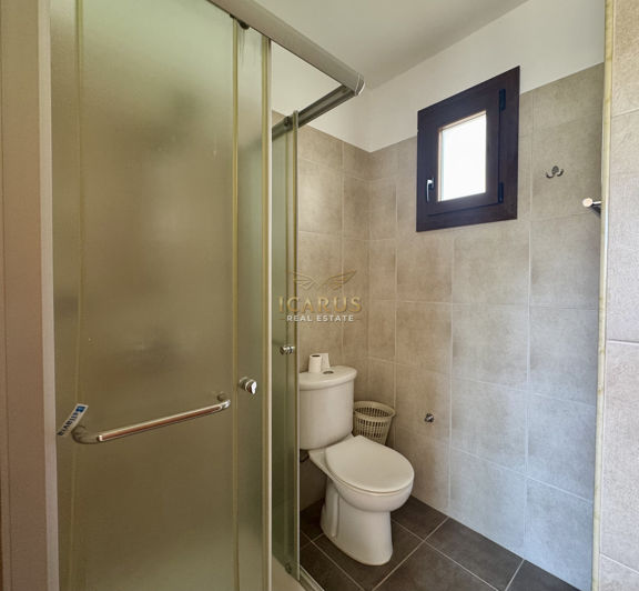 Image No.16-3 Bed House for sale