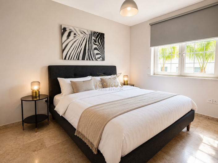 Image No.19-4 Bed House for sale
