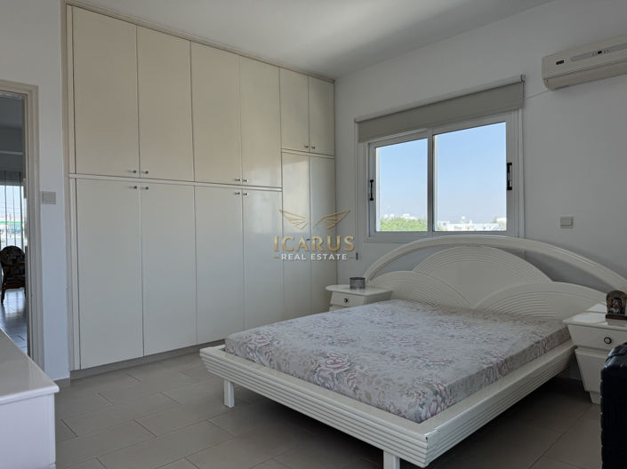 Image No.29-3 Bed House for sale