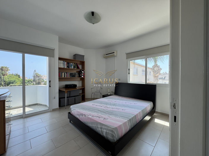 Image No.32-3 Bed House for sale