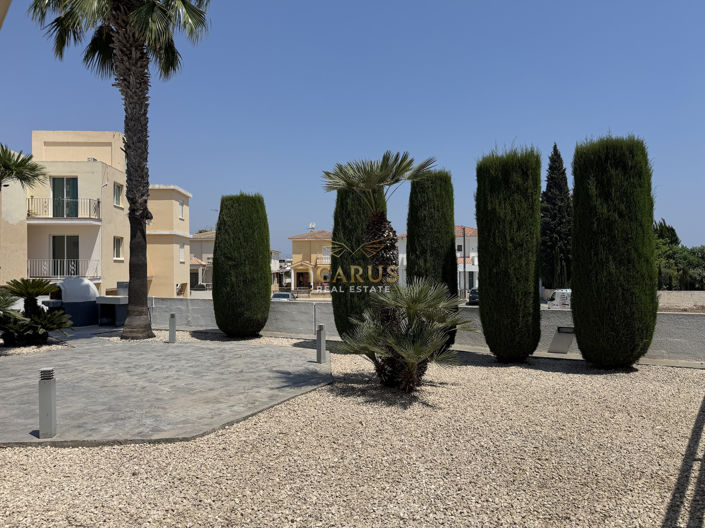 Image No.37-3 Bed House for sale