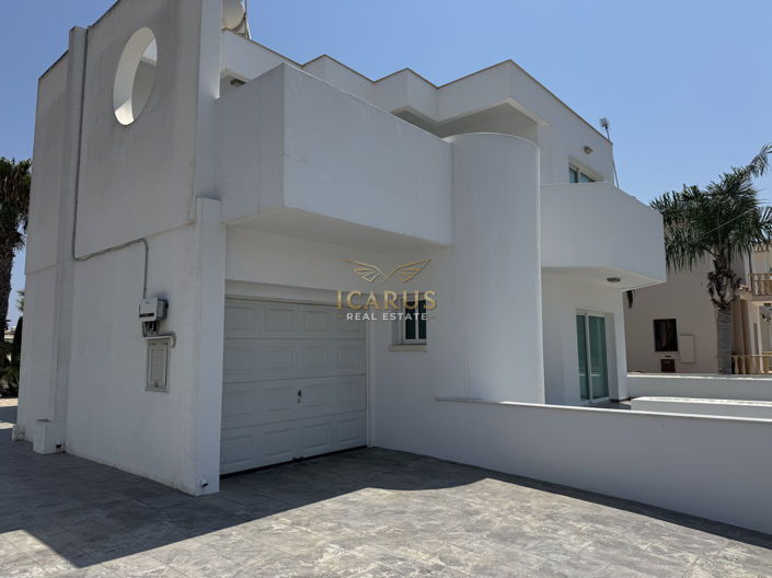 Image No.39-3 Bed House for sale