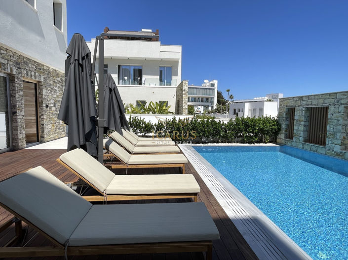 Image No.33-4 Bed House for sale