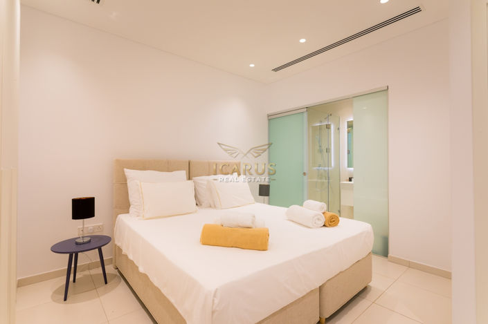 Image No.25-4 Bed House for sale