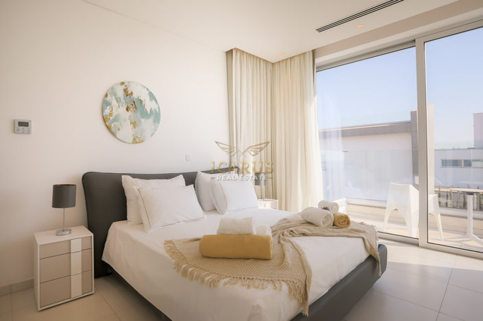 Image No.39-4 Bed House for sale
