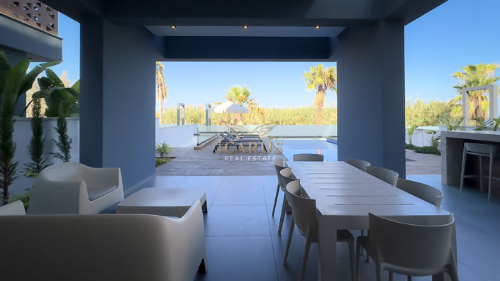 Image No.14-4 Bed House for sale