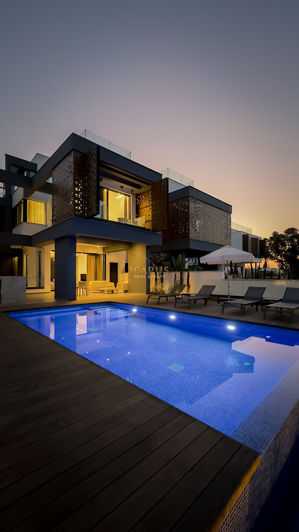Image No.36-4 Bed House for sale