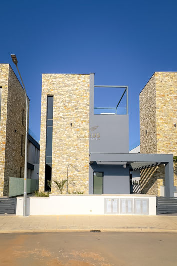 Image No.4-4 Bed House for sale