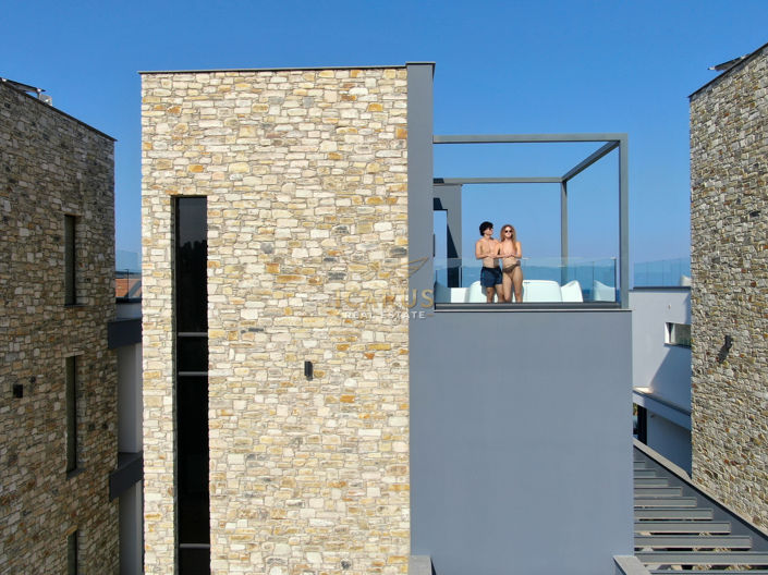 Image No.50-4 Bed House for sale