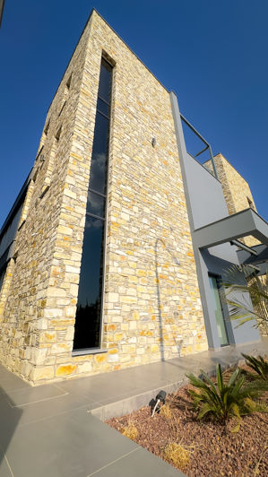 Image No.7-4 Bed House for sale