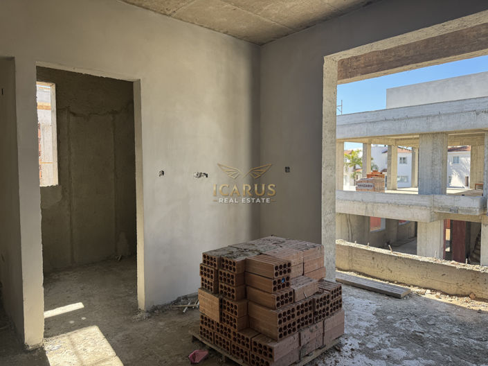 Image No.10-3 Bed House for sale