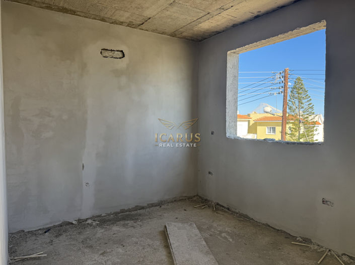 Image No.11-3 Bed House for sale