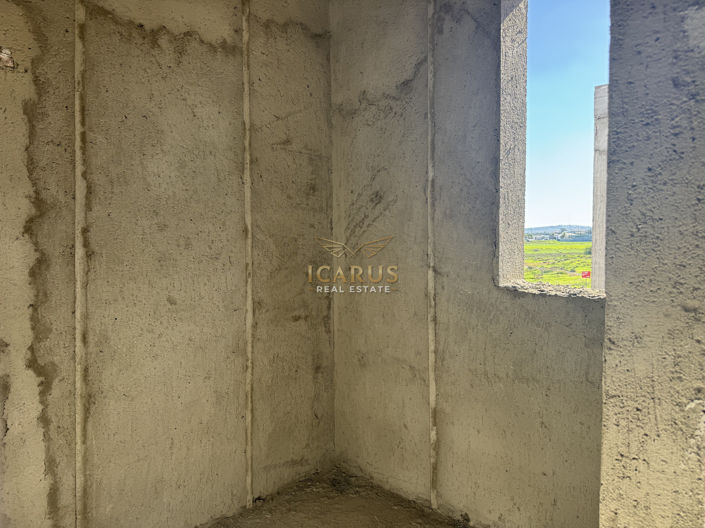 Image No.9-3 Bed House for sale