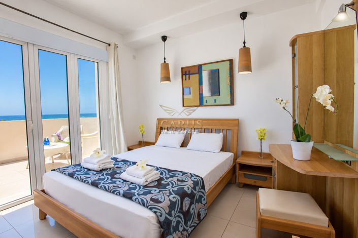 Image No.9-3 Bed House for sale