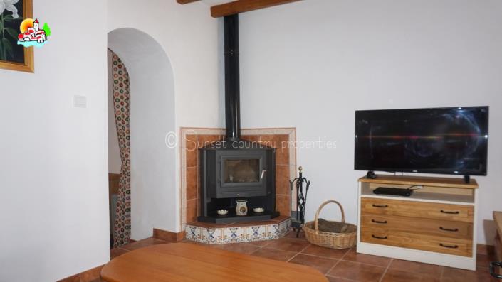 Image No.5-Maison de ville de 3 chambres à vendre à Iznájar