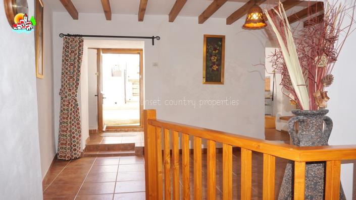 Image No.9-Maison de ville de 3 chambres à vendre à Iznájar