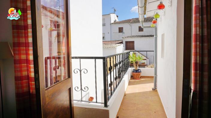 Image No.30-Maison de ville de 3 chambres à vendre à Iznájar