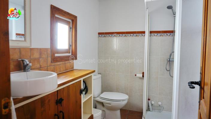 Image No.36-Maison de ville de 3 chambres à vendre à Iznájar