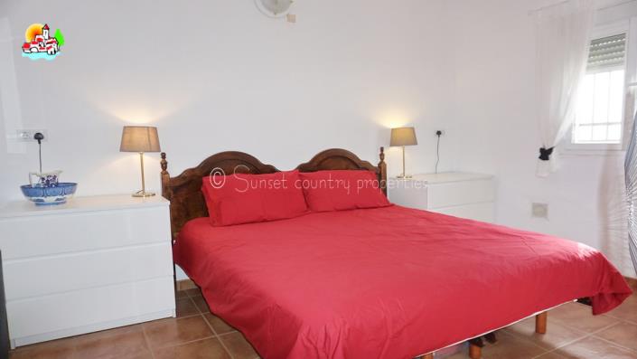 Image No.19-2 Bed Bungalow for sale