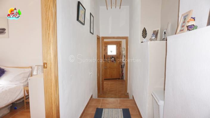 Image No.21-2 Bed Bungalow for sale