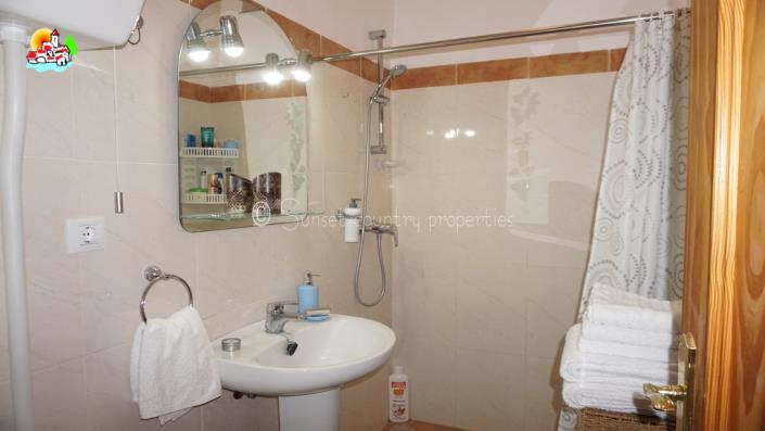 Image No.22-2 Bed Bungalow for sale