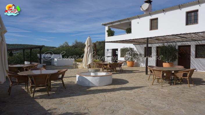 Image No.4-Commercial de 12 chambres à vendre à Iznájar