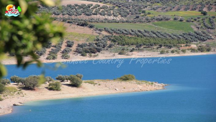 Image No.23-Commercial de 12 chambres à vendre à Iznájar