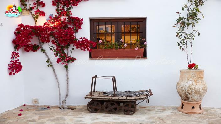 Image No.26-Commercial de 12 chambres à vendre à Iznájar