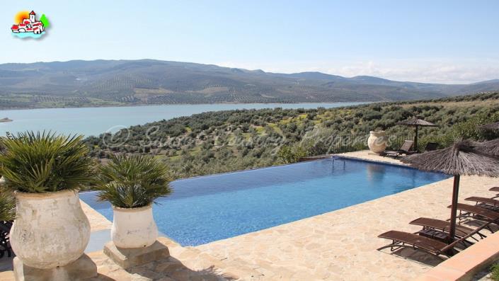 Image No.27-Commercial de 12 chambres à vendre à Iznájar