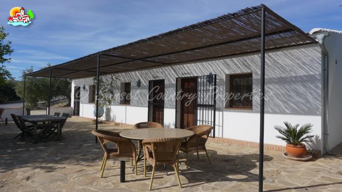 Image No.29-Commercial de 12 chambres à vendre à Iznájar