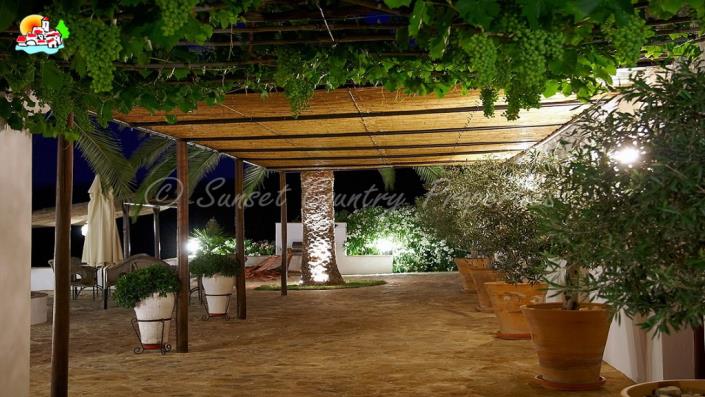 Image No.36-Commercial de 12 chambres à vendre à Iznájar