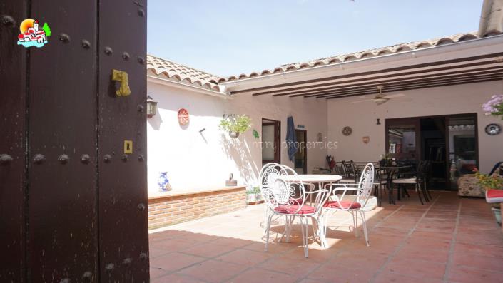 Image No.12-4 Bed Country Property for sale