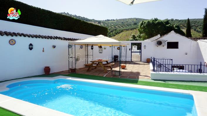 Image No.16-4 Bed Country Property for sale