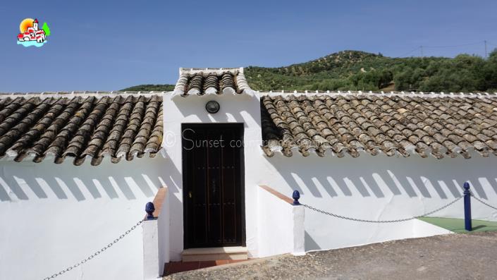 Image No.28-4 Bed Country Property for sale